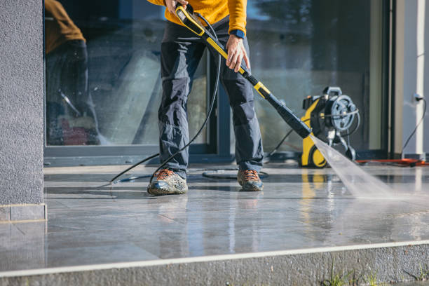 Best Sidewalk Pressure Washing  in Devola, OH